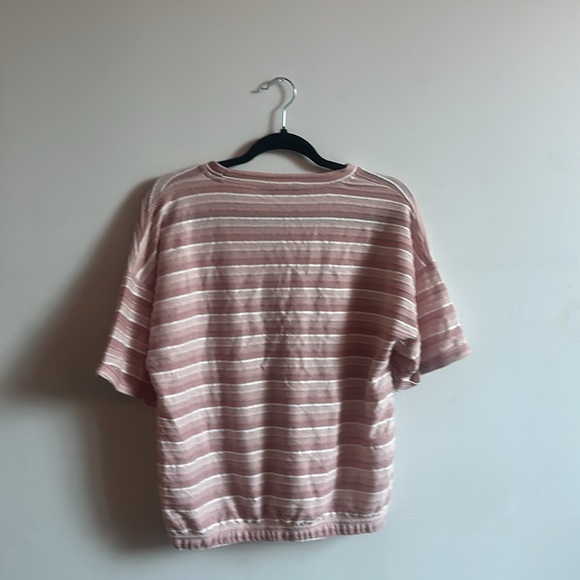 Summer top - Picture 2 of 3